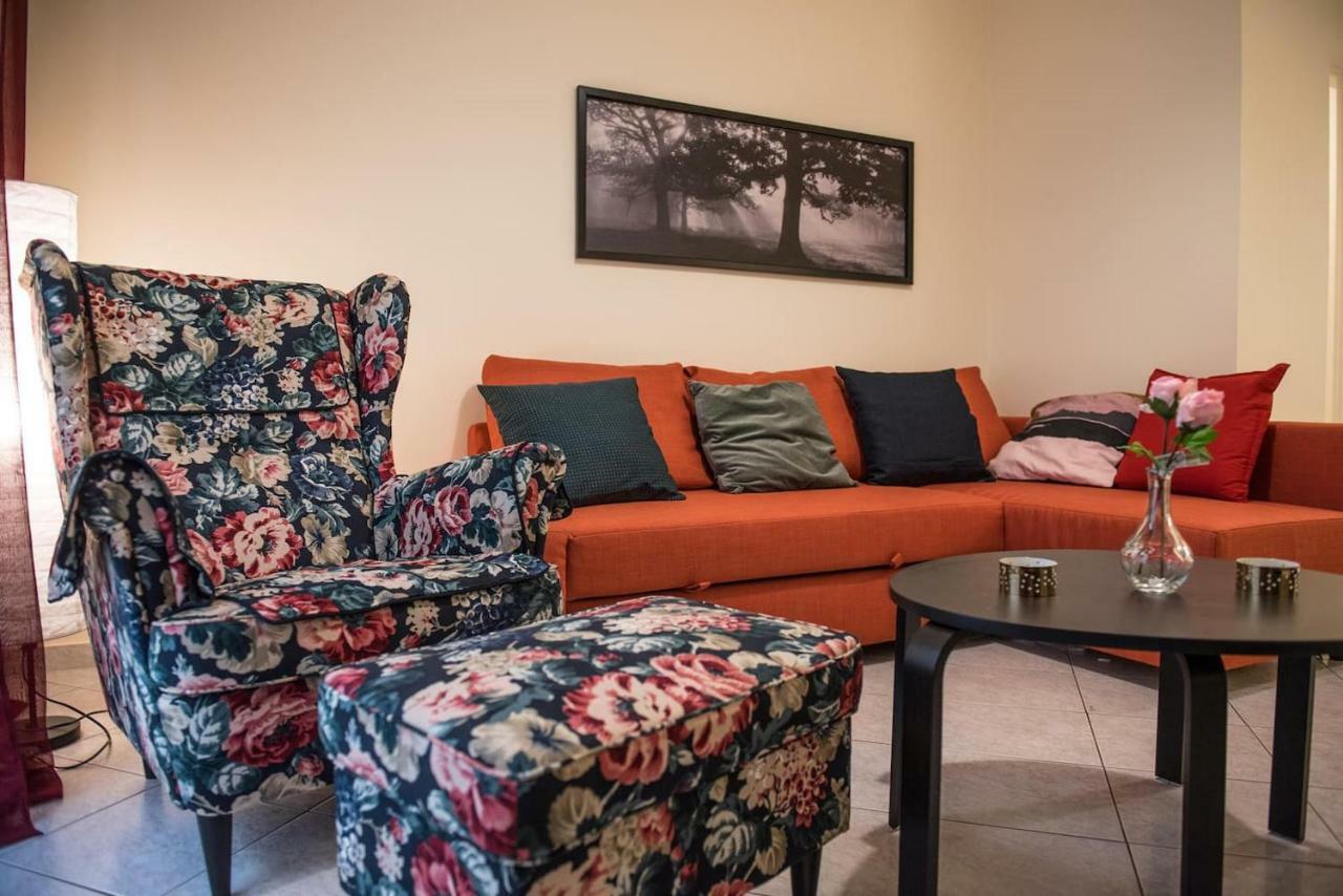 All New 55M Apartment In Athens 150Meters From Subway Екстер'єр фото